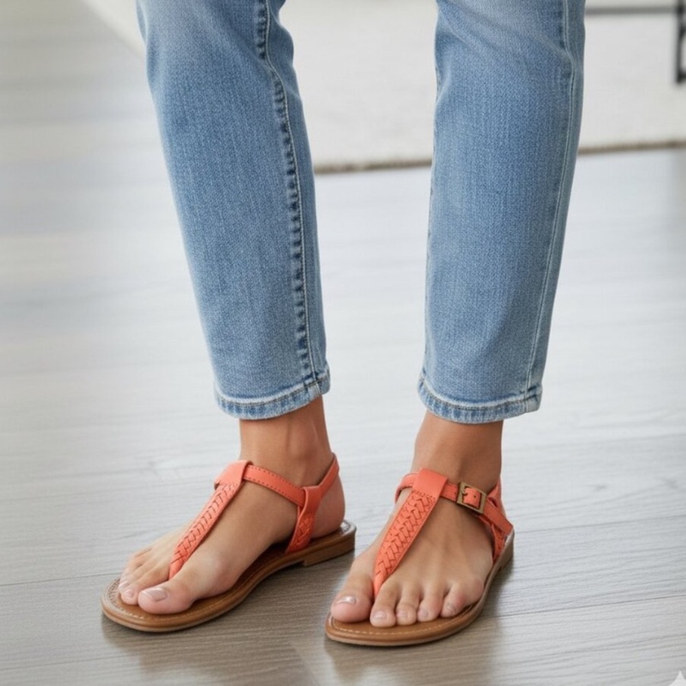Aldo Women’s Sandals T-Strap Flat Braided Coral Pink Size 7 Vacation Beach Boho